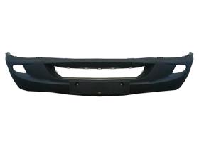 JUMASA 25332055 - PARACHOQUES DELANTERO NEGRO CON AGUJEROS ANTINIEBLA MERCEDES