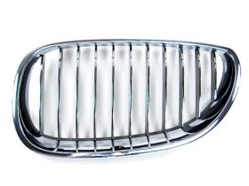 JUMASA 21330540 - REJILLA IZQUIERDA BORDE CROMADO LAMAS CROMADAS/NEGRAS BMW 5
